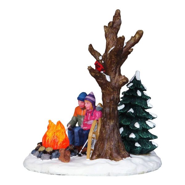 Relax dopo la Ciaspolata Staying Warm H 13 cm Scena Illuminata Lemax - 04224 - immagine 2