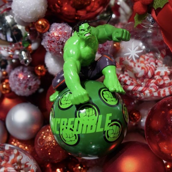 Incredibile Hulk su Sfera Personaggio in Resina Marvel® Kurt Adler - Ø 8 cm - immagine 2