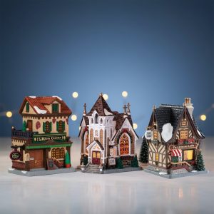 Il mio Secondo Lemax, selezione di Edifici Illuminati Best Seller: 95524 La Rosa's + 45069 Little River Church + 85387 Christmas Cubby