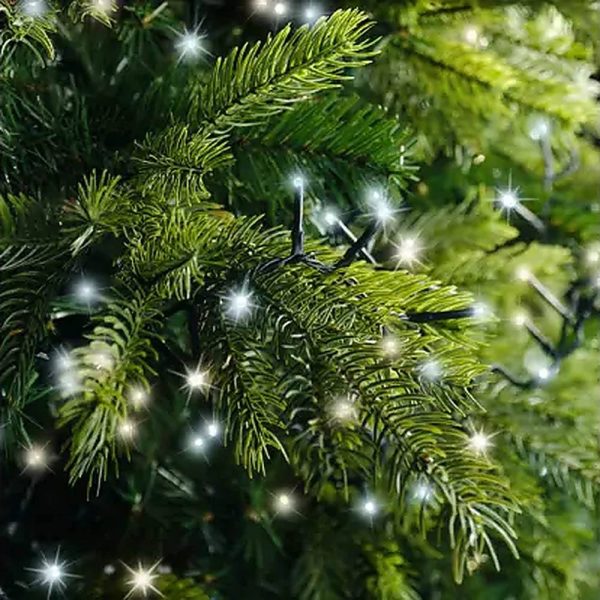 Catena di Luci LED Ravvicinate a Corrente ad Alta Luminosità per Albero di Natale | Diamond – Filo Verde - immagine 2