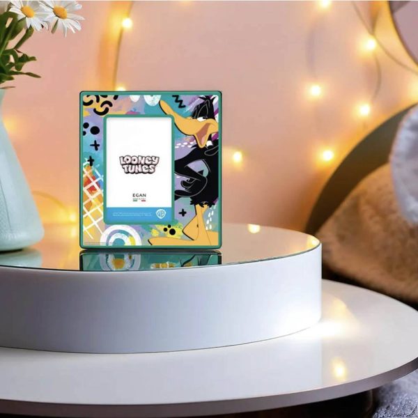 Portafoto con Daffy Duck Personaggio Looney Tunes in Ceramica Smaltata Egan - 18 x H 20 cm - immagine 3